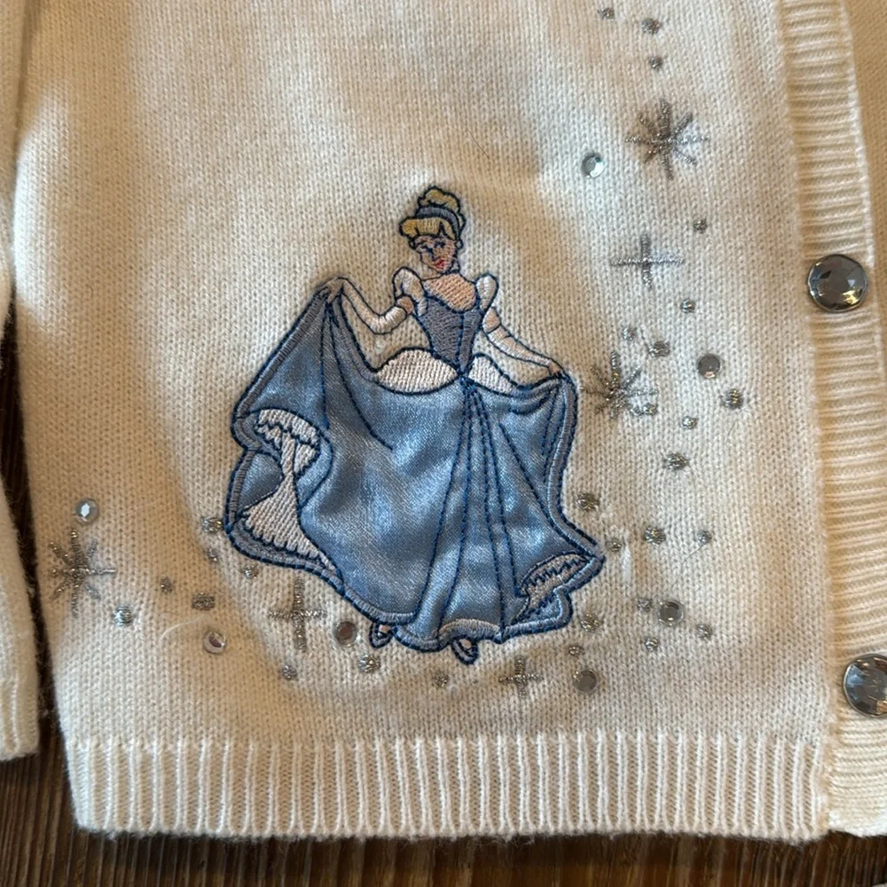 Walt Disney Parks kids small Cinderella sweater/Skirt Set with purse and crown